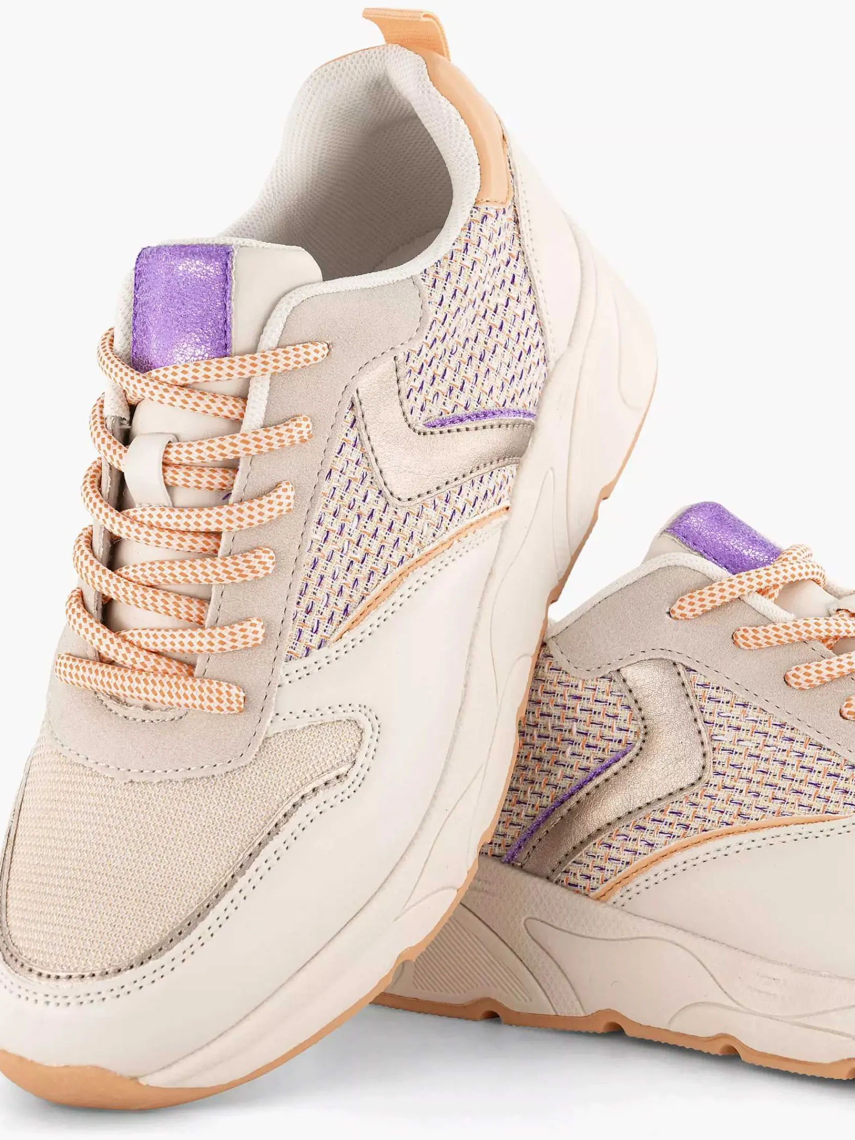 Graceland Sneakers-Off White Chunky Sneaker