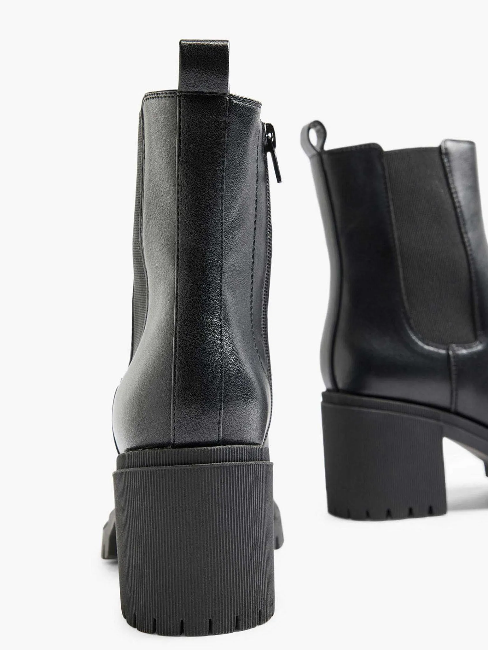 Graceland Enkellaarzen & Boots-Zwarte Chelsea Boot Hak