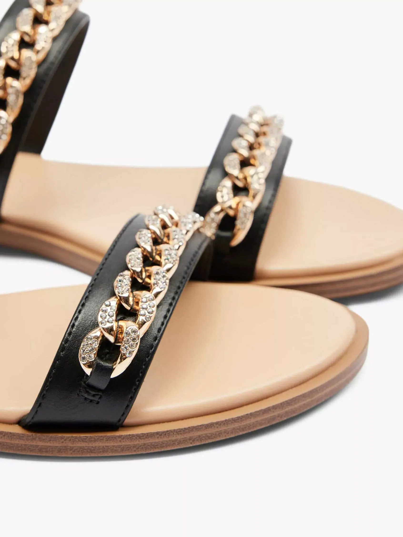 Graceland Sandalen-Zwarte Sandaal Sierketting