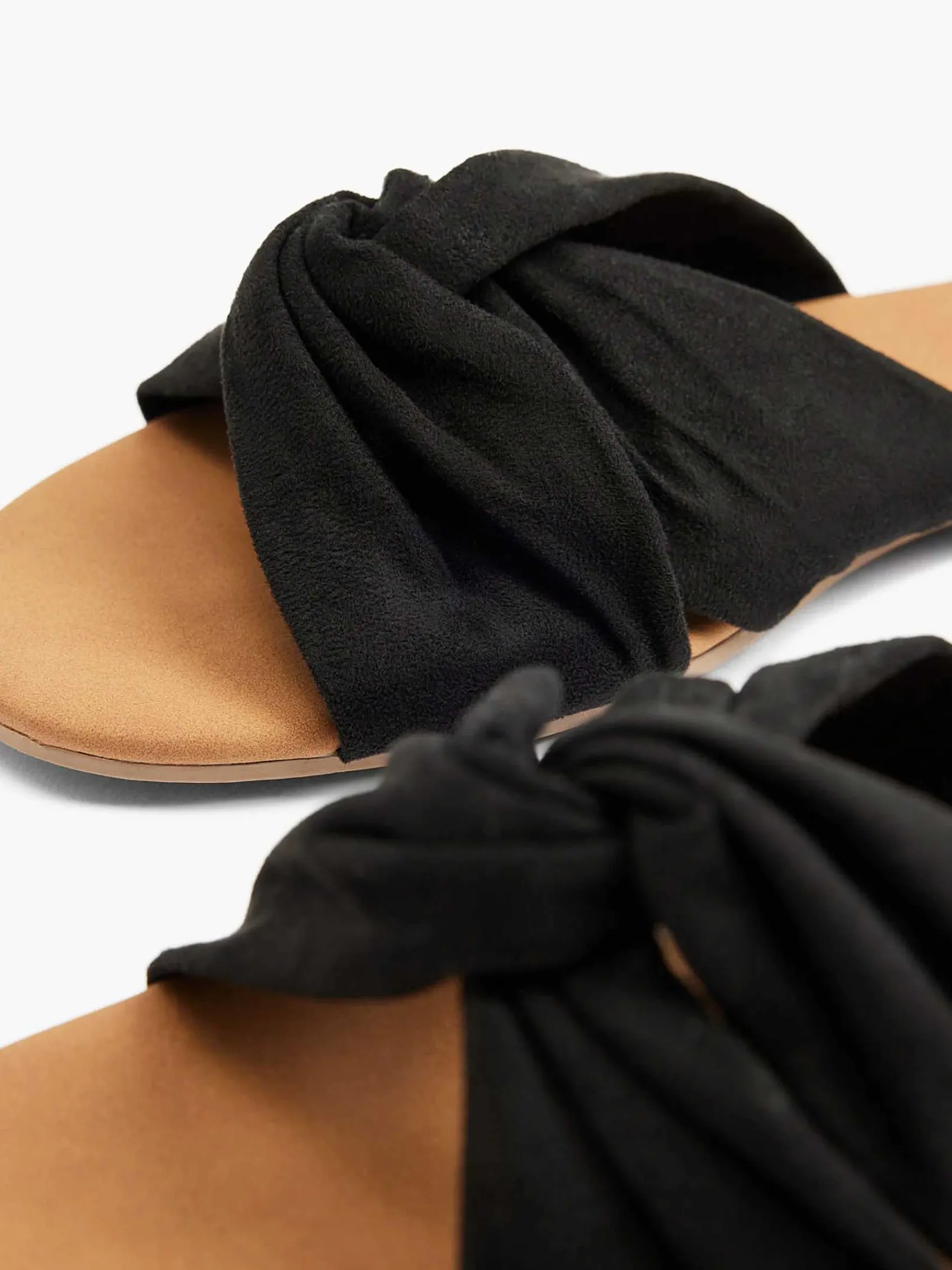 Graceland Slippers-Zwarte Slipper Knoop